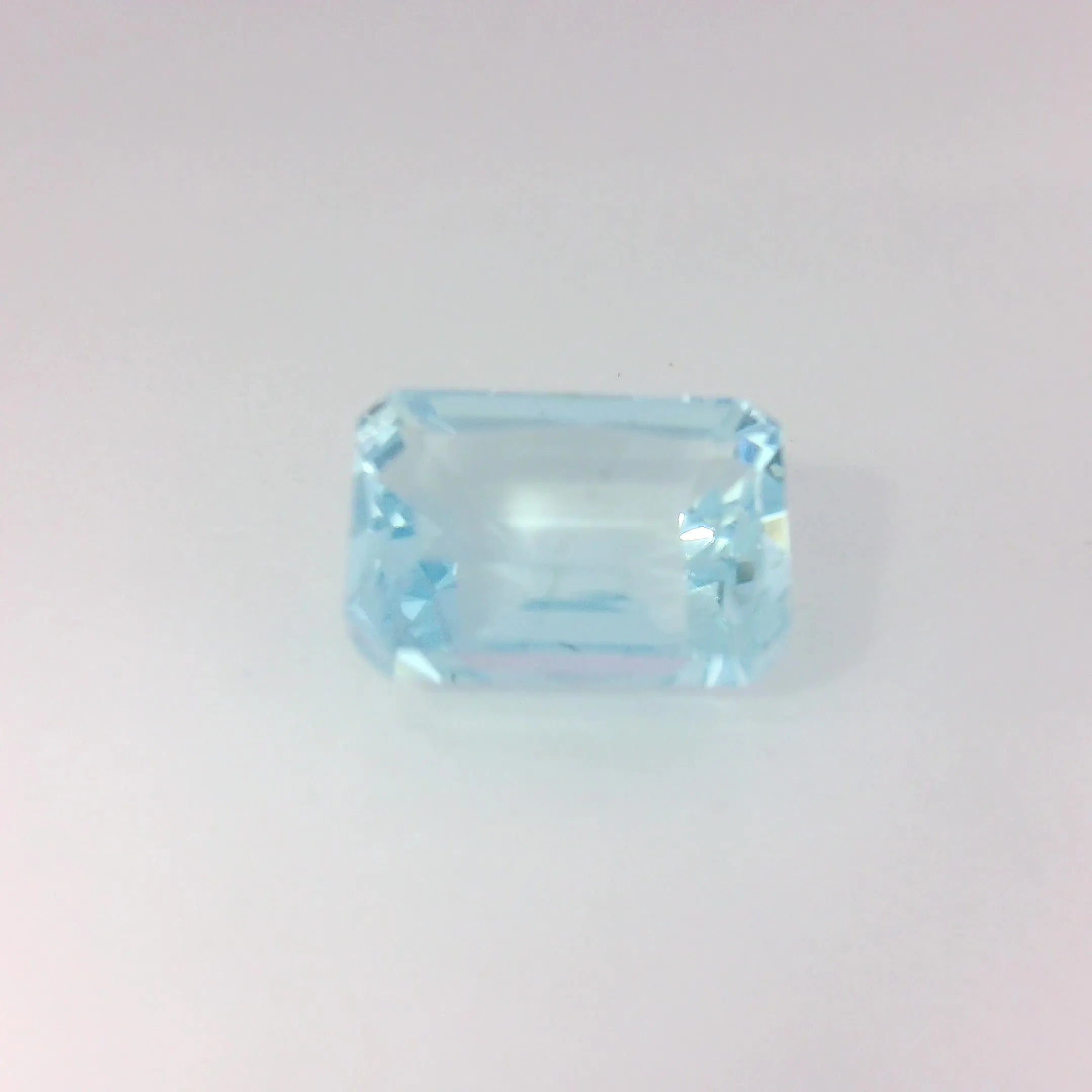 3.35ct Octagonal Natural Aquamarine (Colour Blue, Clarity Slightly Included, Cut Faceted)